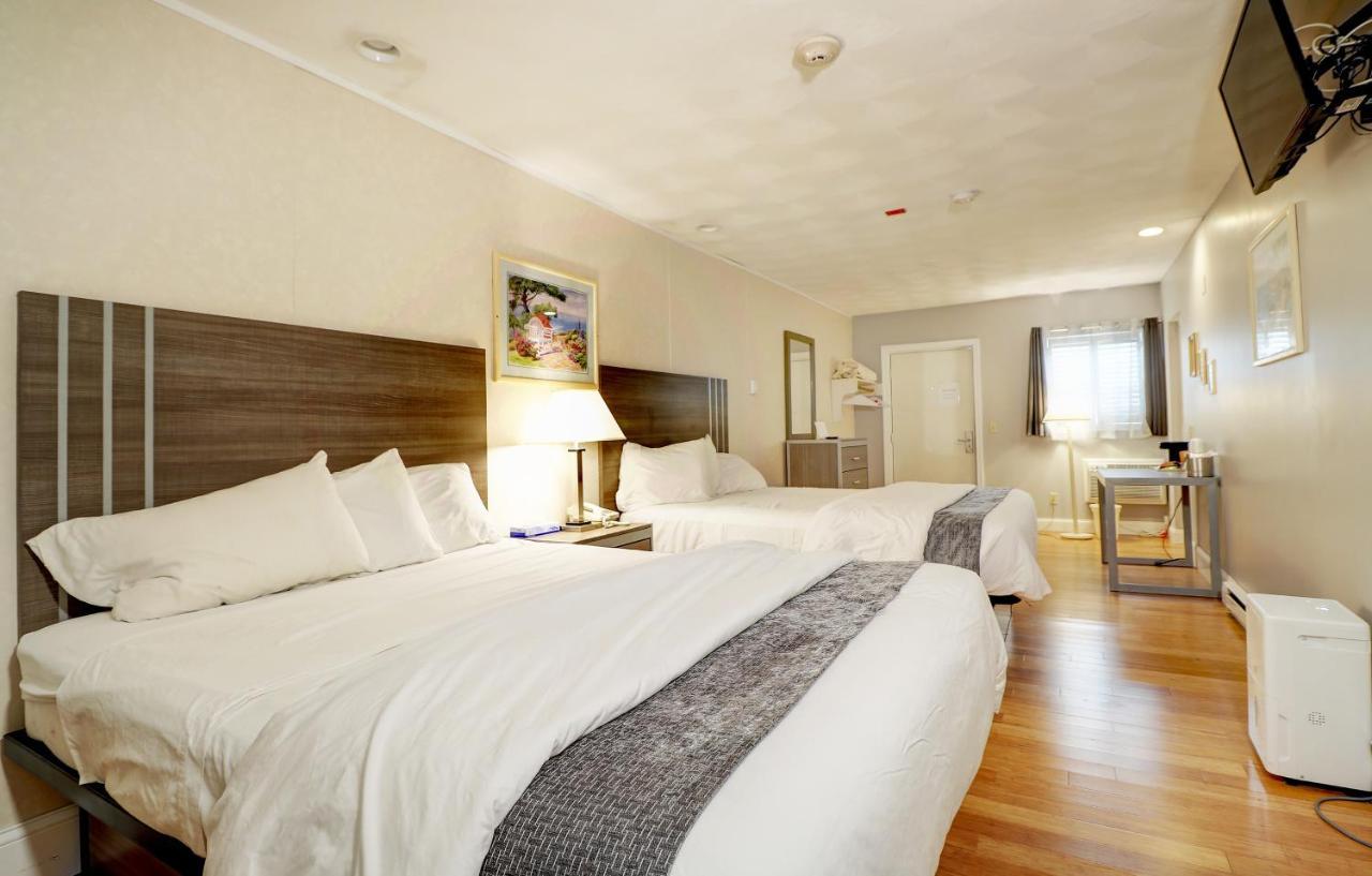 Hamilton Village Inn North Kingstown Bagian luar foto